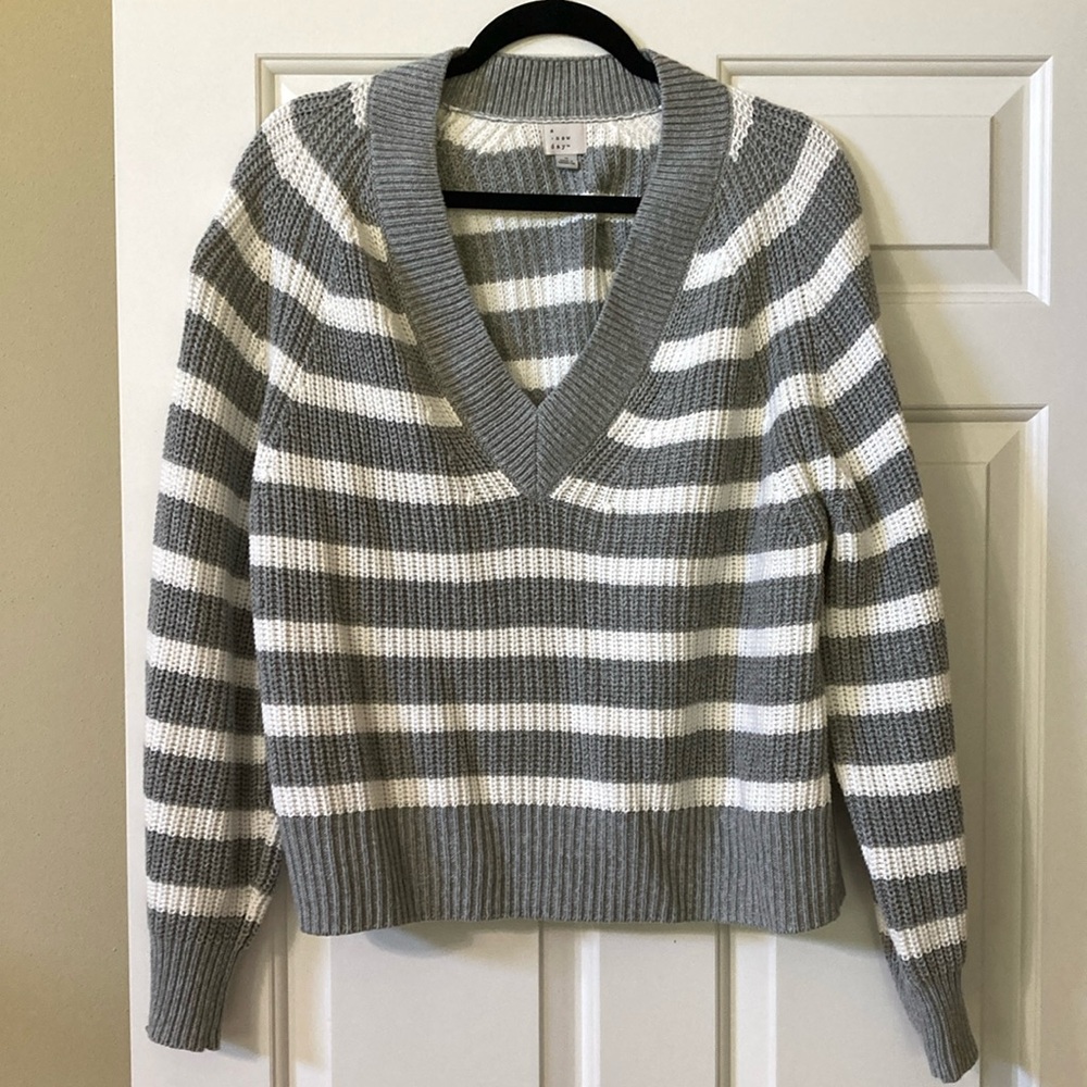 A New Day Oversized Cropped Sweater. Small